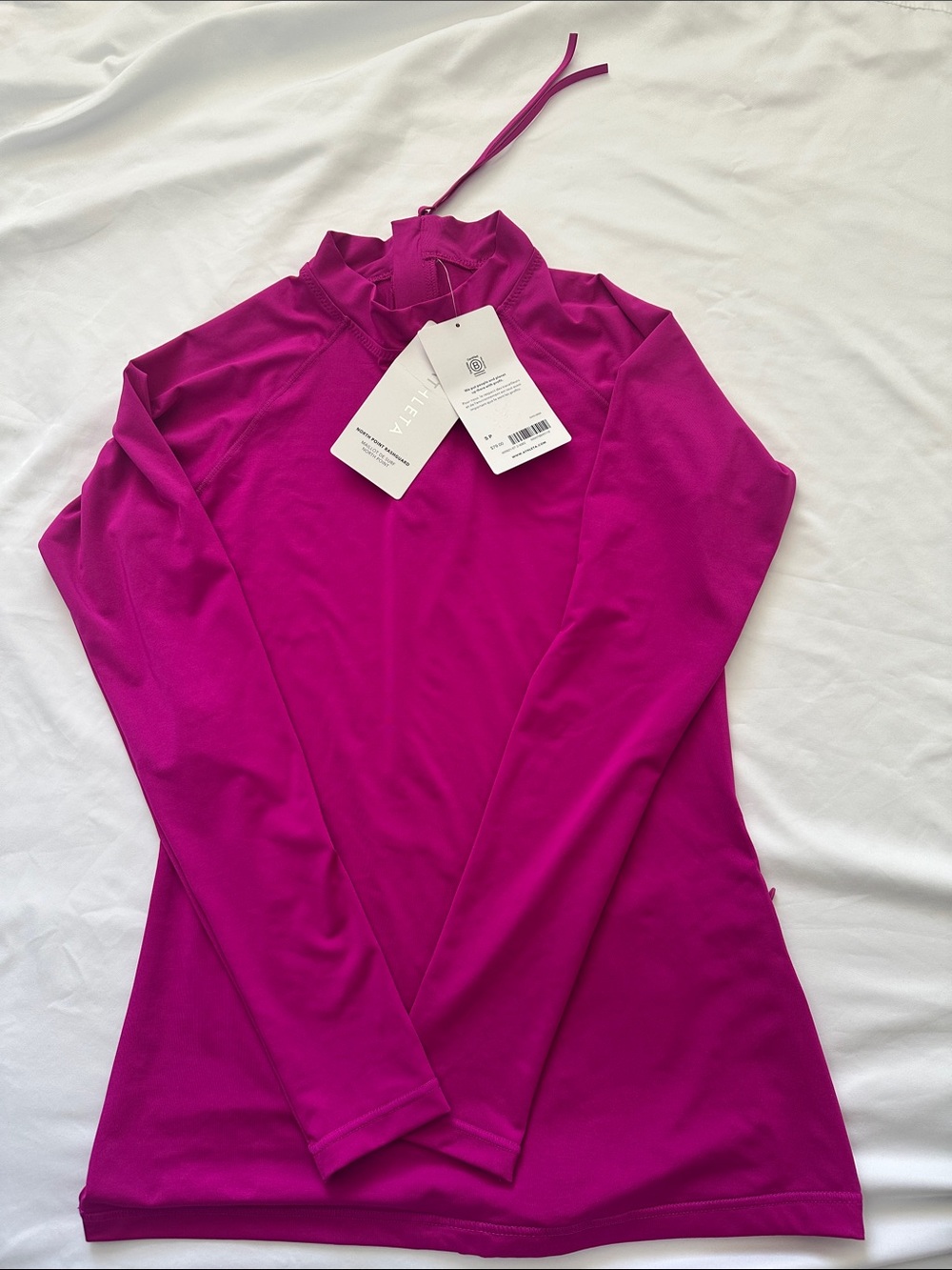 NWT Athleta Women's Rashguard in Fuchsia sz S